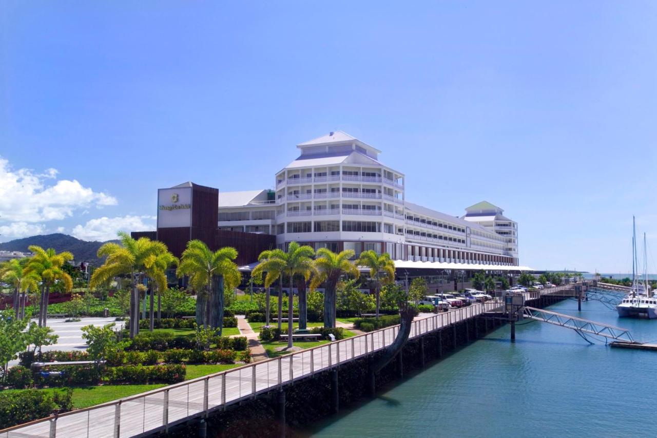 Shangri-La The Marina, Cairns Exterior photo